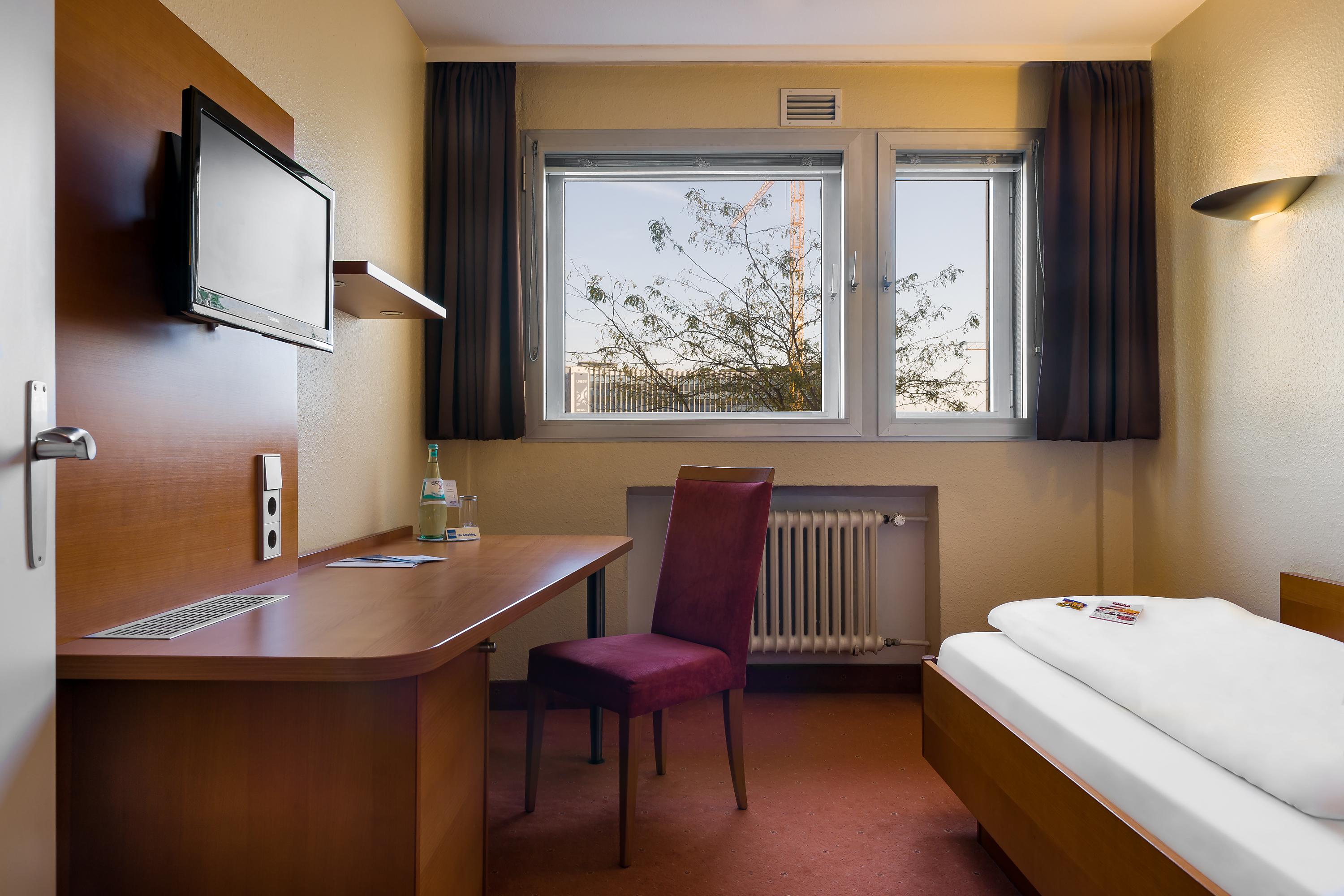 Plaza Rieker Hauptbahnhof Hotel 3*