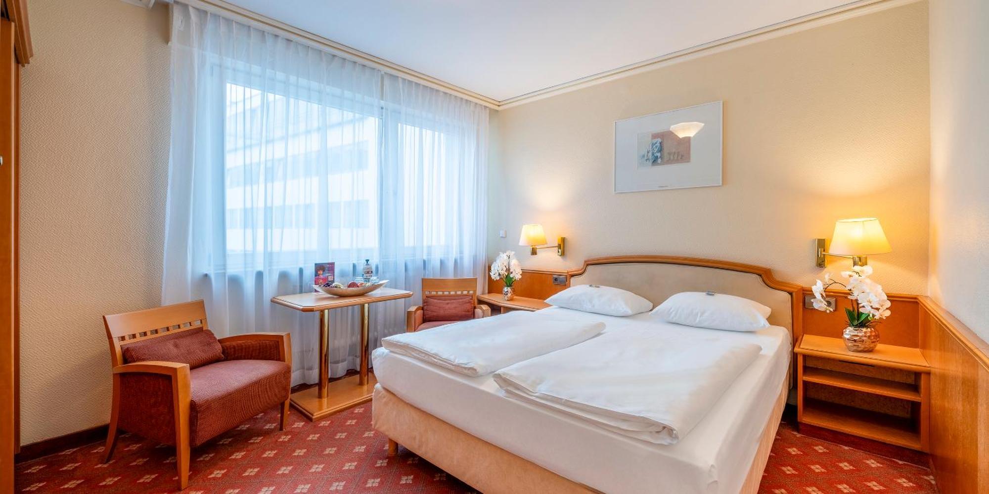 Hotel Plaza Rieker Hauptbahnhof 3*